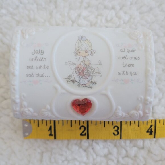 Precious Moments July Birthstone Hope Chest Gift Box - Picture 11 of 12